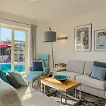 Dom wakacyjny Beeindruckende Am Rande Des Parenzana Mit Privatpool, Babybett Und Toller Aussicht *