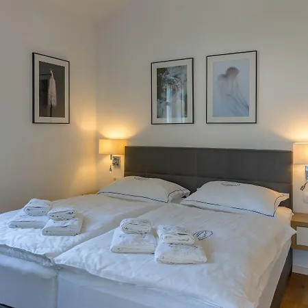 Beeindruckende Am Rande Des Parenzana Mit Privatpool, Babybett Und Toller Aussicht بيت للعطل